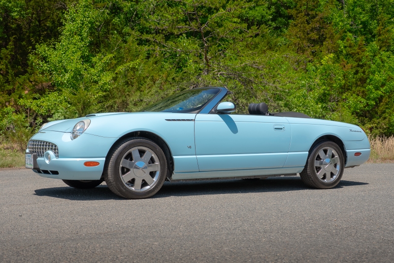 2003 Ford Thunderbird Premium's photo